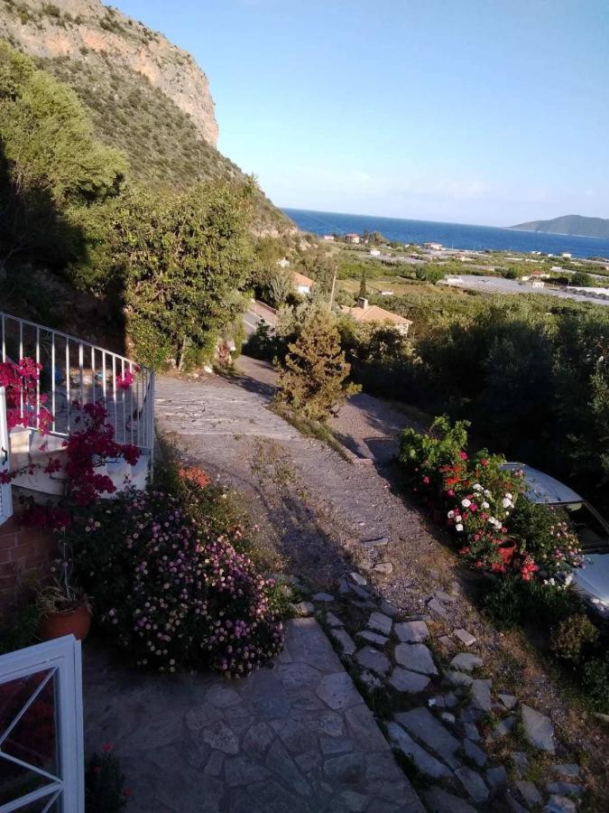 West Red Rock&View Leonidio maisonette studio Extérieur photo